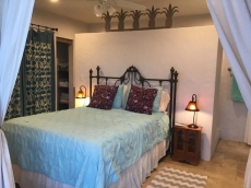 Queen bedroom 