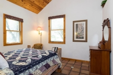 Homestead Cottages - Country Cottage