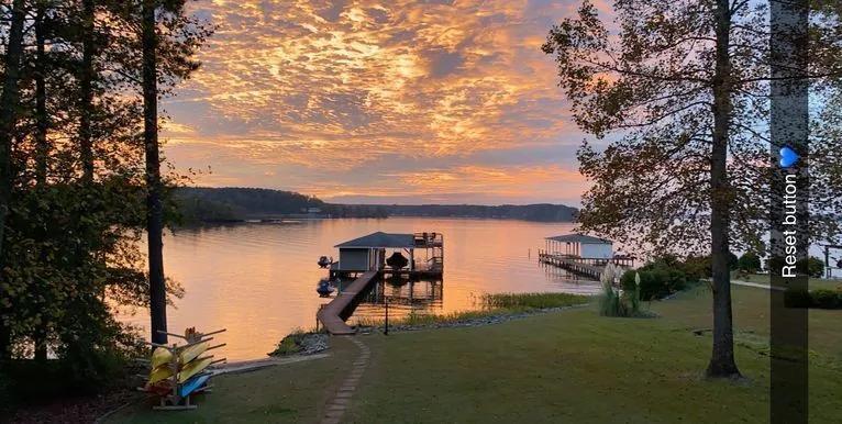 5 Bedrooms House Rental in North Carolina, United States of America