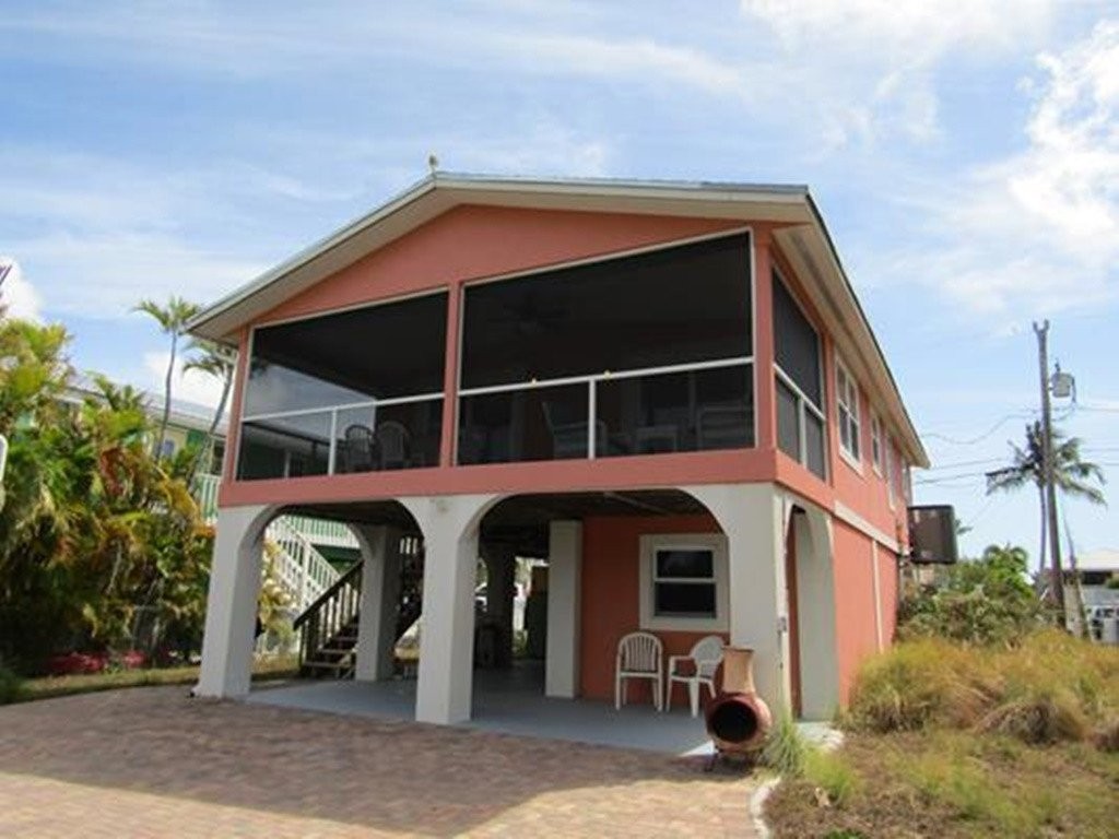 Sunset Tiki - Big Pine Keys Vacation Rentals