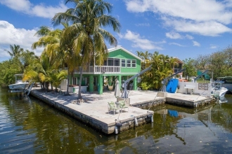 3 BR Pet-Friendly Vacation Rental House