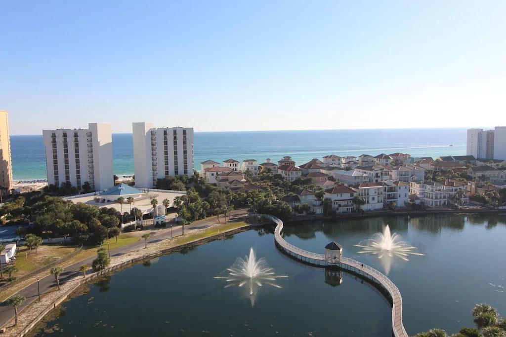 3 Bedrooms Apartment Rental in Destin, Florida