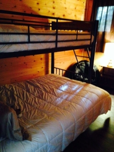 COZY COMMANDA Lakeside Inn