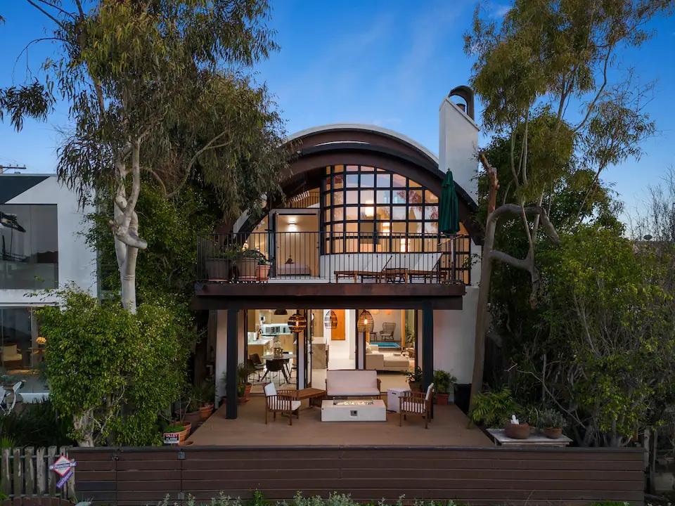 3 Bedrooms House Rental in Venice Beach, California