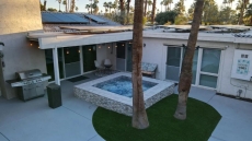 Large Pool & 12-person Built-In Jacuzzi - Walk/Bik