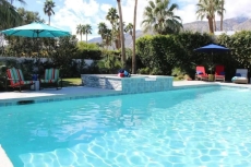 Massive 5 Bedroom Estate - Walk/bike ride distance