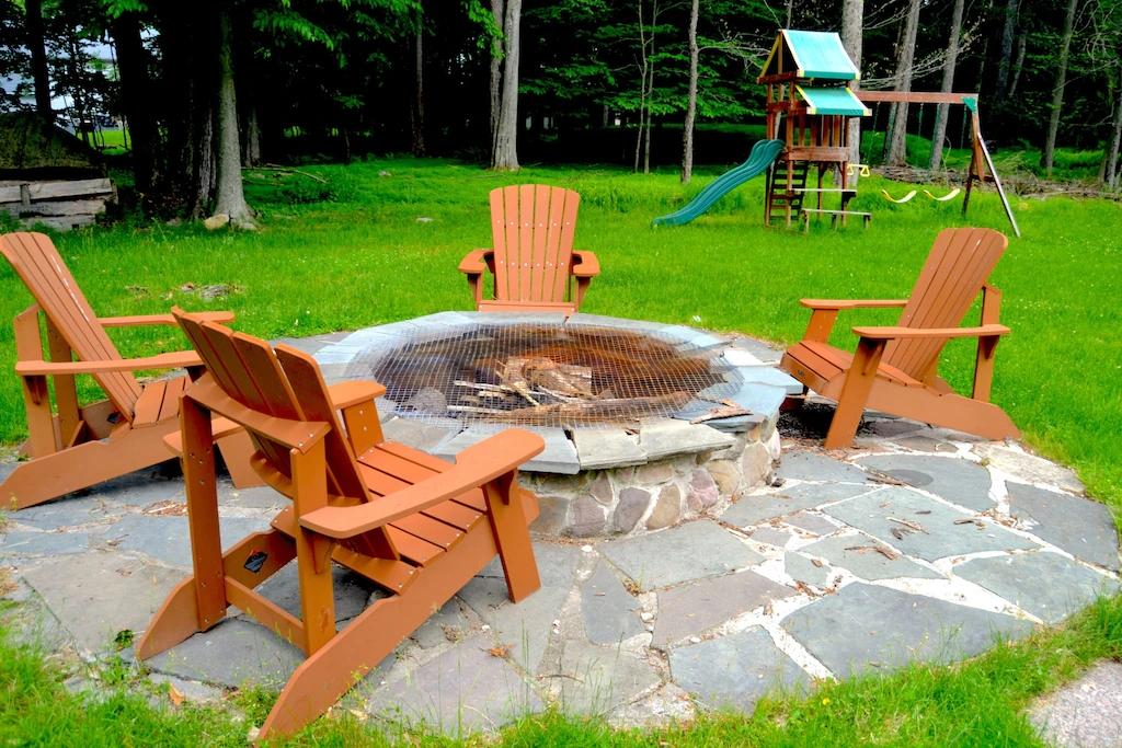 3 Bedrooms Mountain View House Rental in Poconos, Pennsylvania