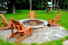 Pocono Getaway - Relaxing Hot Tub !!!, Hammock , Fire pit, Lake Access & Fishing