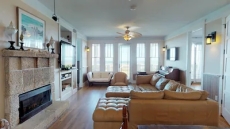 Gorgeous Direct OCEANFRONT Home - Straight Out of Pottery Barn - 3 Decks/Pool Table - Amazing Views