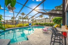 Hernando Hideaway:Heated Pool/Decks/Dock/Balcony/Yard w/ Firepit/Kayaks