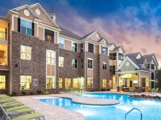 Charming & Cozy~ 2Bed 2Bath w/Patio!