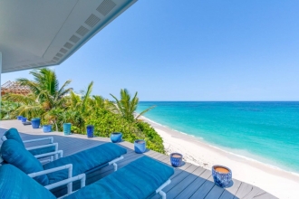 3 BR Beachfront House Rental in Elbow Cay, Bahamas
