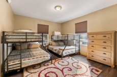 Viewpointe-Creekside Cabin