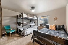 Dream Catcher- Spacious Rooms -Views- Sleeps