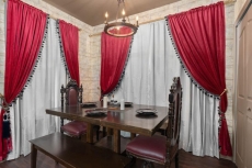 Harry’s Hangout | Weekly & Monthly Discounts