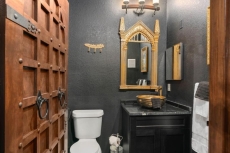 Harry’s Hangout | Weekly & Monthly Discounts