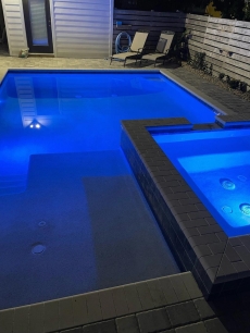 New4Br/3.5Ba Executive Beach Home w/GameRm Pool/Spa/Tanning ledge -sleeps 12