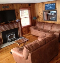 Bass Lk~Eagle River~Level to Water~Beautiful Sand Beach Front