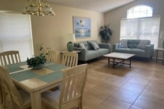 Lux home in Lake Berkley Resort