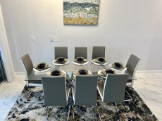 Luxury Townhome at Storey Lake Min from Disney