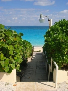 Miramar Villa - 3 bedroom Town House, Paradise Island, Ocean Front Property