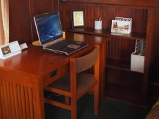 Lovely Upstairs Studio Unit in Point Richmond