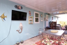 PENSACOLA RUE LA LA 3/2 w/ Office & Covered Patio 15'x25'