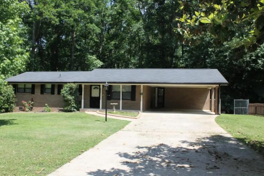 5 Bedrooms House Rental in Douglasville, Georgia