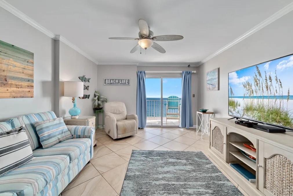 2 Bedrooms Beachfront Condo Rental in Gulf Shores, Alabama