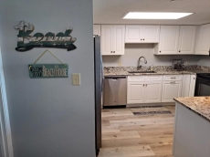 Serene Penthouse on the Gulf! Beach view +Sound!