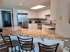 Serene Penthouse on the Gulf! Beach view +Sound!