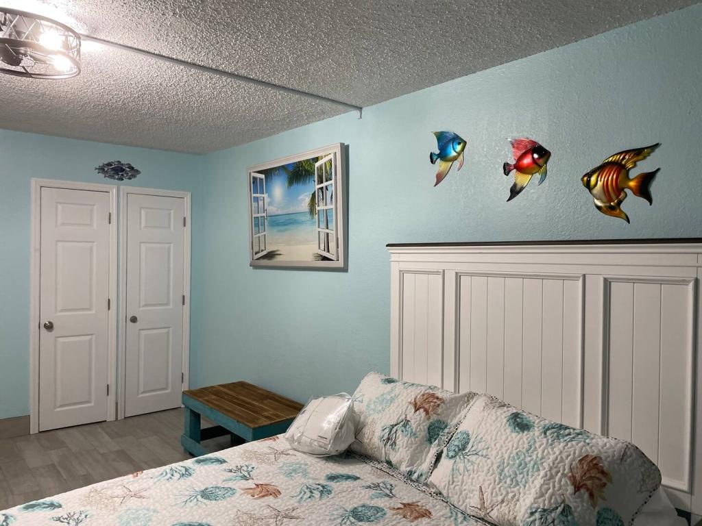 1 Bedroom Beachfront Condo Rental in Daytona Beach Shores, Florida