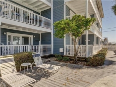 Summerbreeze 104 - The Emerald Coast Oasis | A Miramar Beach Vacation Rental