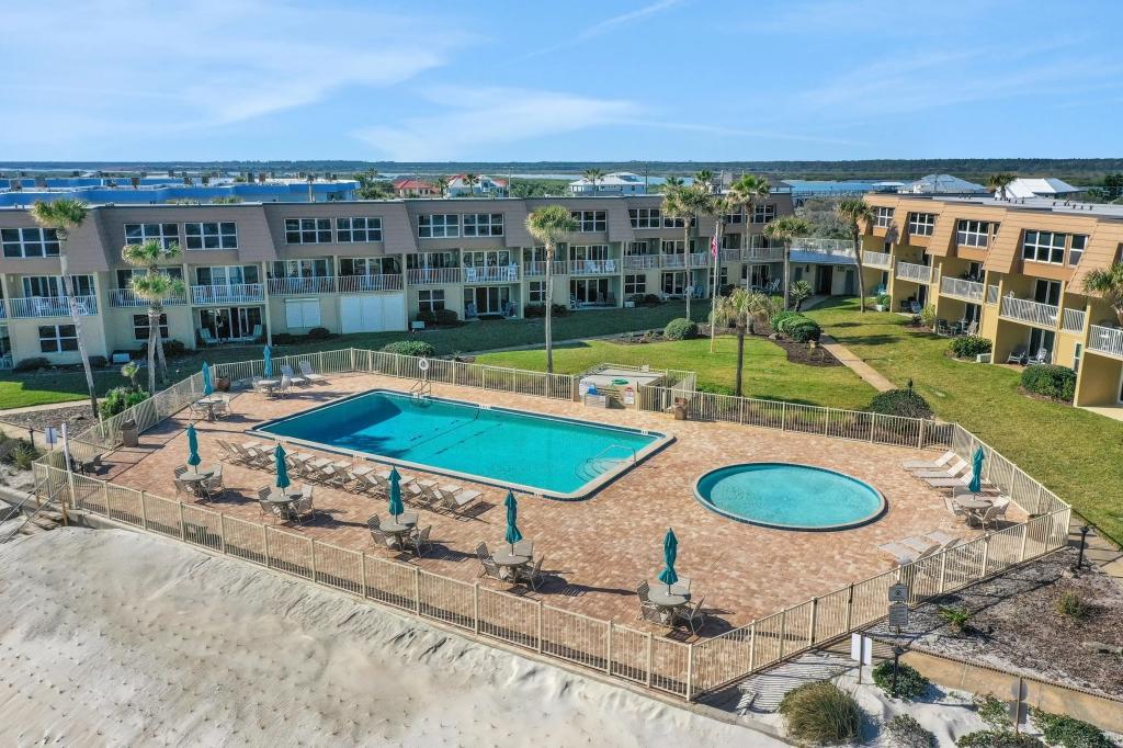 2 Bedrooms Beachfront Condo Rental in St. Augustine, Florida