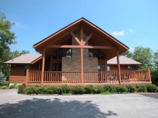 6 BR Pet-Friendly Cabin Rental