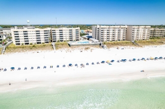 2 BR Beachfront Apartment Rental in Miramar Beach, Florida