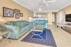 Beach House 302D - Gulf Front Resort!