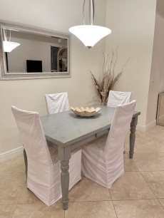 Cozy getaway in the heart of North Naples with Heated Pool!!