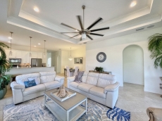 Cozy getaway in the heart of North Naples with Heated Pool!!