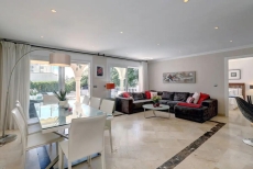 PRIVATE villa, heated pool. Puerto Banus Marbella
