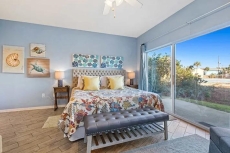 Beach Pointe 302