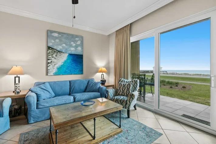2 Bedrooms Beachfront, Condo Rental in Destin, Florida