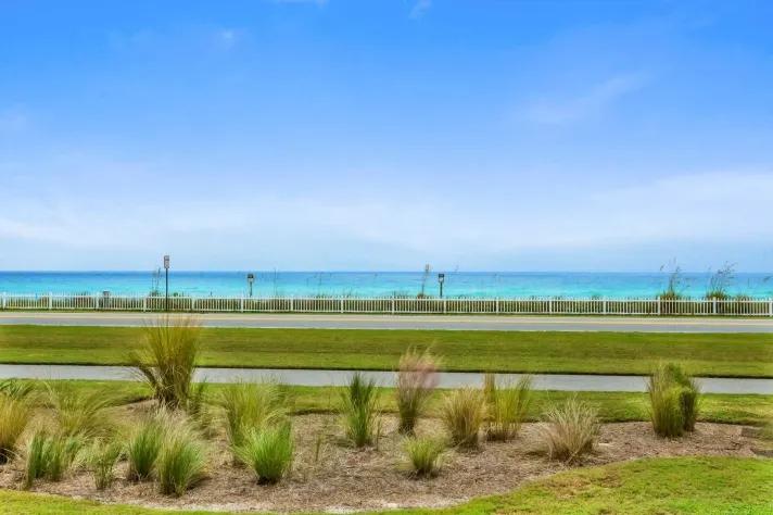 1 Bedroom Beachfront, Condo Rental in Destin, Florida