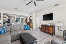 Beach Retreat 411 Condominium Rental