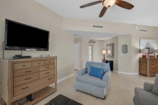 Crystal View 103 Condominium Rental