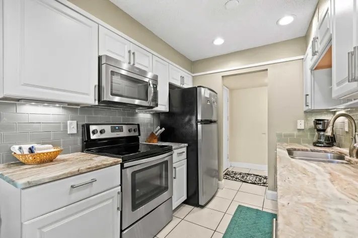 3 Bedrooms Beachfront, Villa Rental in Destin, Florida