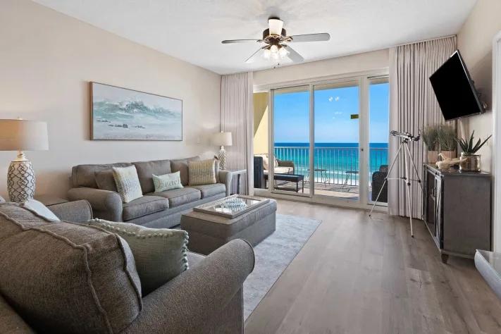 2 Bedrooms Beachfront Condo Rental in Leeward Key, Florida