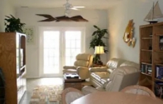 2 Bedrooms Boat Suwannee Houseboat