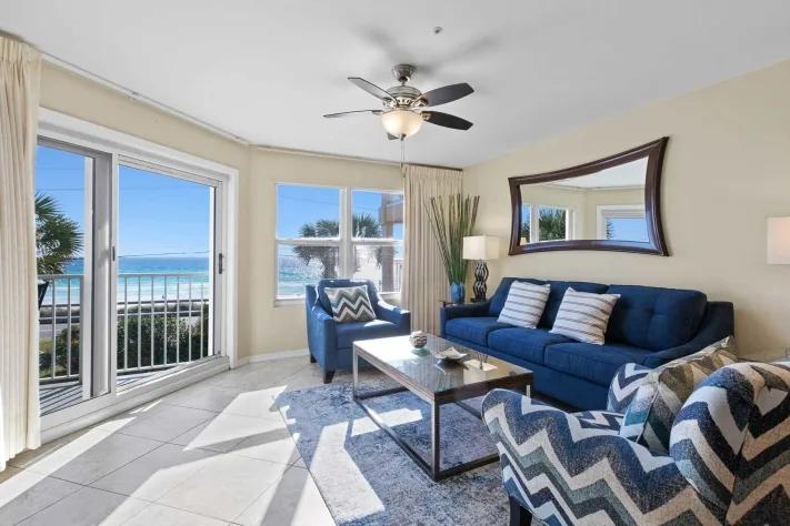 2 Bedrooms Beachfront, Condo Rental in Maravilla, Florida