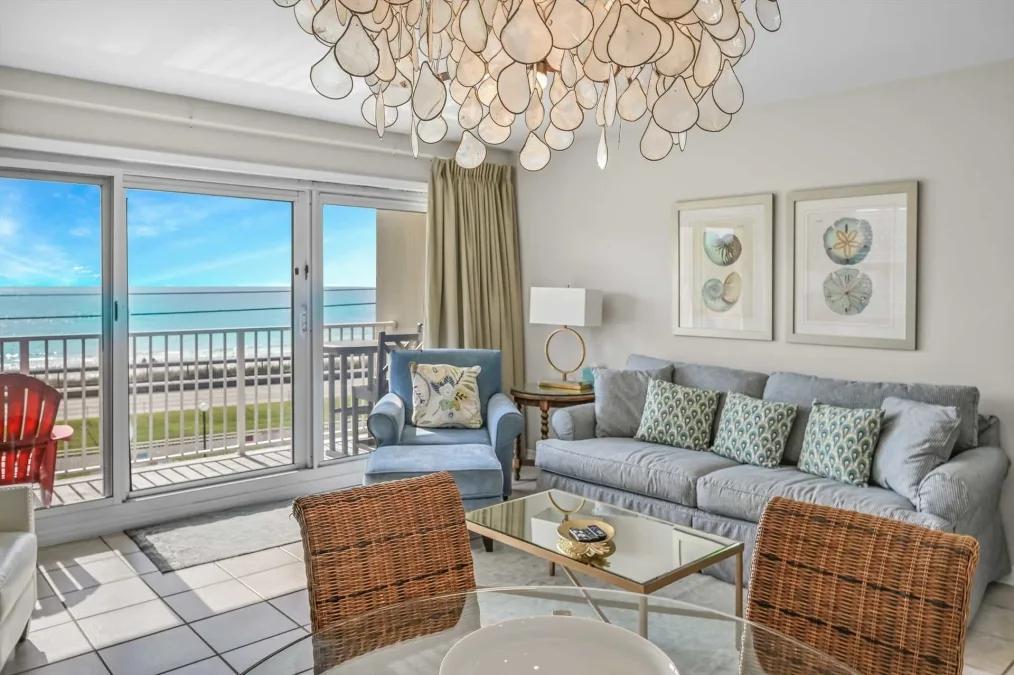 1 Bedroom Beachfront, Condo Rental in Maravilla, Florida
